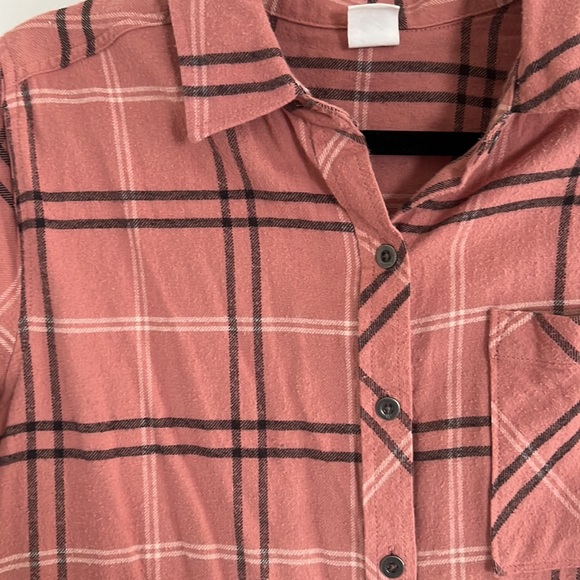 Me to We- Peachy Pink Flannel - Picture 2 of 4